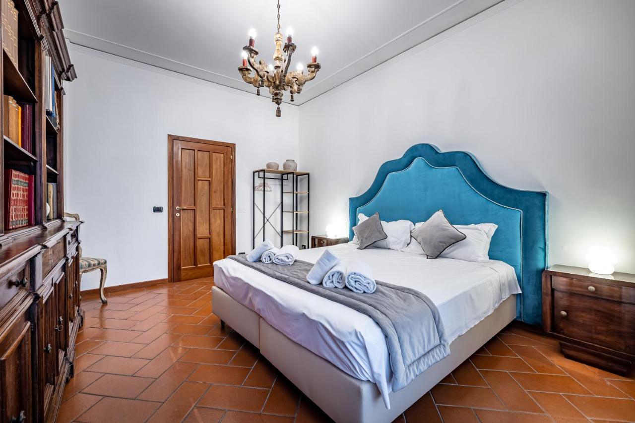Yid Elegant Apt With Garage Floransa Dış mekan fotoğraf